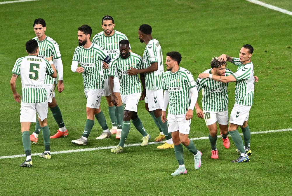 半场战报：尤文0-1博德闪耀，布隆贝格建功，小孔塞桑造险